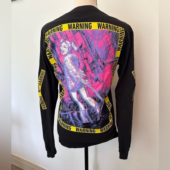 Birds of Prey Harley Quinn Warning Small Long Sleeve Shirt Unisex Black - Picture 7 of 9